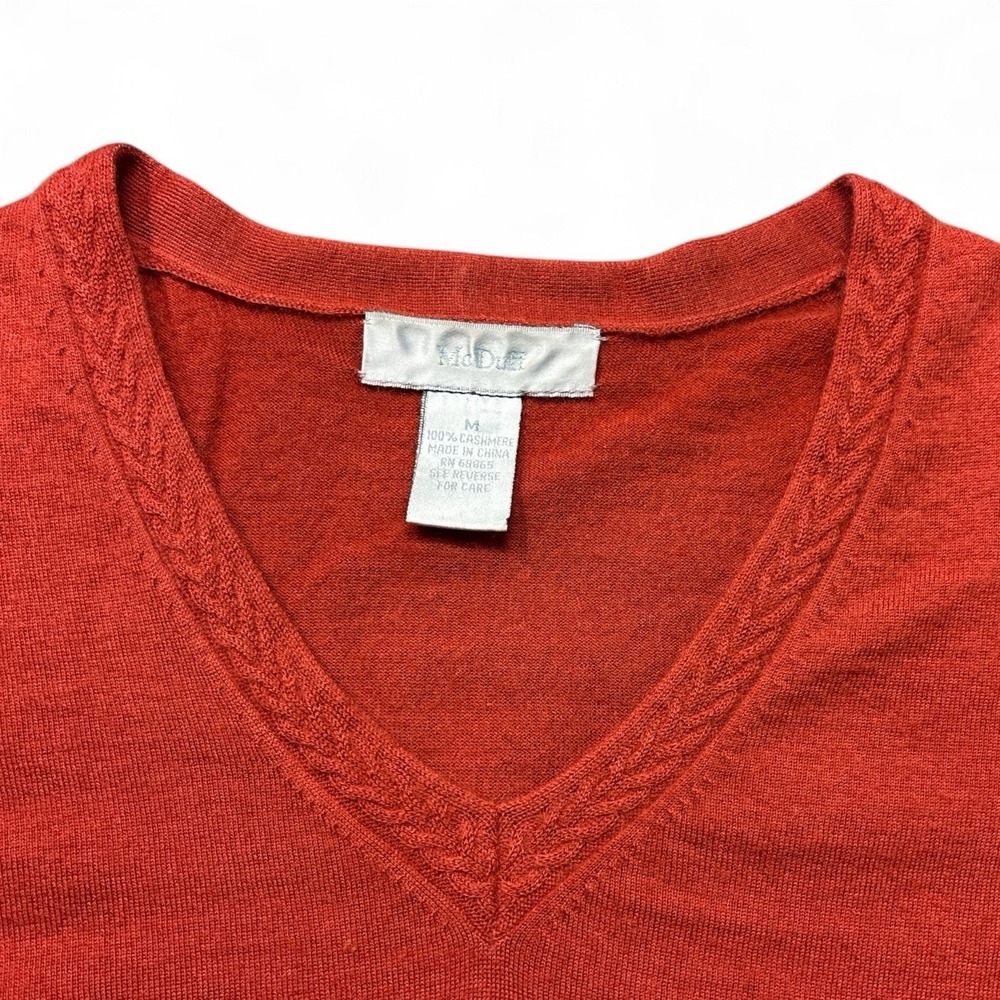 McDuff 100% Cashmere Knit Pullover V Neck Sweater, Red, Women's Size Medium - Picture 6 of 8